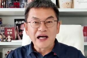 苏群：在NBA钱真不是钱 布克在太阳打得那样&但还签下2年1.4亿