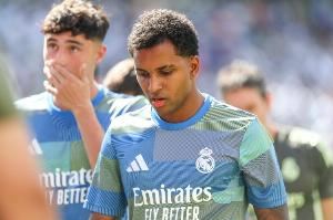 记者：热刺与罗德里戈展开谈判，球员还未做任何决定