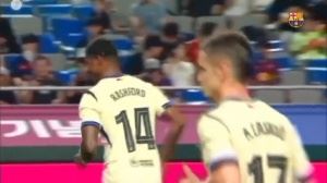 是真的开心😁拉什福德上场时与林加德击掌，两人都忍不住笑起来