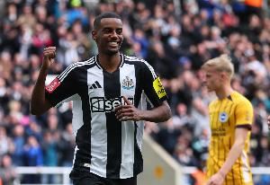 记者：若伊萨克离开纽卡，皇家社会将获得超过7000万欧的10%分成