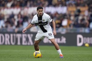 据悉转会费1500万欧，佛罗伦萨官方：帕尔马中场西蒙-索姆加盟