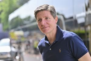 含金量十足，水晶宫3个月内在温布利相继击败近两年英超冠军夺冠