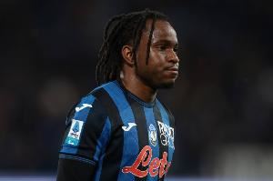 记者：国米可能放弃引进卢克曼，那不勒斯考虑抓住机会签下球员