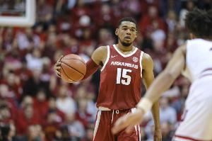 媒体人：梅森-琼斯曾拿到多支CBA球队报价 最高报价达到110万美元