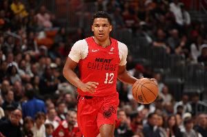  认识他吗？德鲁-史密斯防守效率值和净效率值两项数据领跑NBA