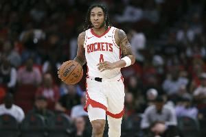  队记：JD-戴维森因个人原因缺战独行侠 凯文-哈里斯升级为可出战