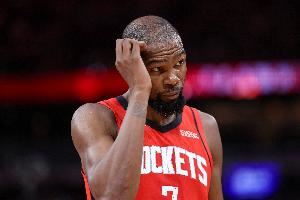  得亏赢了！杜兰特18中6仅得21分 外加6板5助1断1帽填满数据栏