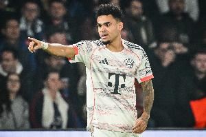  大腿！迪亚斯双响助拜仁客胜巴黎，各赛事已16场10球5助