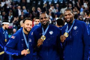  美媒列本赛季总收入最高的20位球员：詹库杜年入过亿美元领衔