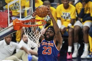  芬奇谈惨败：米罗前场板比我们任何人总篮板都多 他抢下了每个球