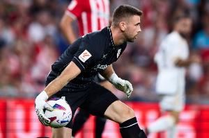  乌奈-西蒙：毕巴最信任自己培养的球员 尼科很优秀受关注是正常的