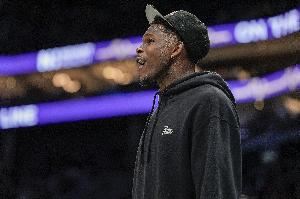  Shams：华子在训练中表现出色 森林狼非常乐观地认为今天他会复出