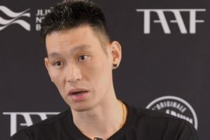  书豪：哈登开始斜眼看我&我打得也憋屈 深聊后关系和合作都更好了