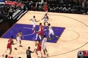  外线开火！博格丹晃开防守 横移加长三分洞穿篮心