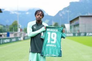  卖亏了！21岁姆班古拉天外飞仙绝杀9场3球3助，尤文仅1000万出售