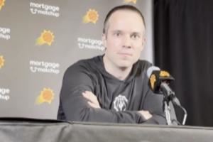  小吧问太阳主帅对新秀的建议 对方笑答：NBA很难 要抓住一切机会~