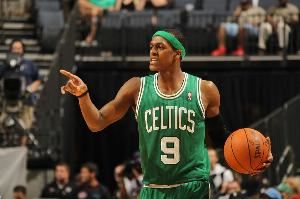  老里：夏天我邀请隆多加入球队 队员能听到另一个人见解对其有益