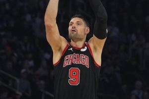  今天效率不高！武切维奇11中4得9分5板4助 正负值为-23