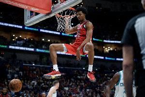  空砍群+1！墨菲22中15爆砍41分9板3助1断 得分平生涯最高纪录