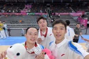  夺得银牌！陆文博：浙江篮球 步履不停 我们下届全运会见